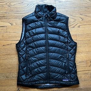 Patagonia Black Puffer Vest